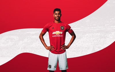 顺发体育精华-加纳队门将失误后重新证明自己